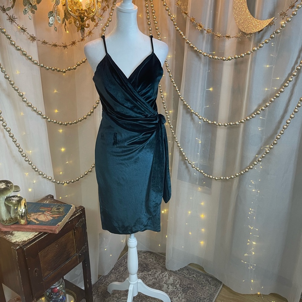 Parisian Works Green Sheath Midi Dress with Ruched Tie Front
